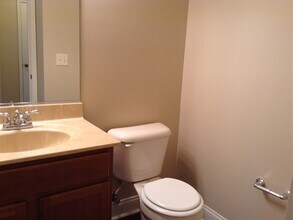 3844 Deertrail Dr in Erlanger, KY - Building Photo - Building Photo