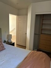 319 W Shoshone St in Ventura, CA - Building Photo - Building Photo