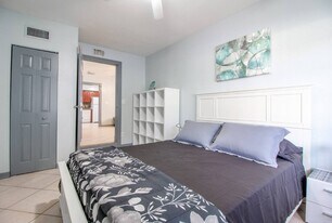 1815 Larkin Ave in Orlando, FL - Building Photo