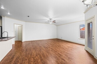 9806 Avenue V in Lubbock, TX - Building Photo - Building Photo