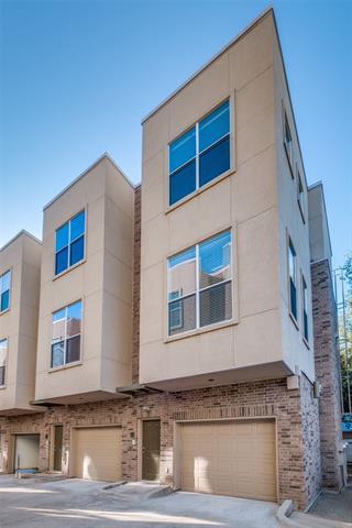 4225 McKinney Ave in Dallas, TX - Building Photo