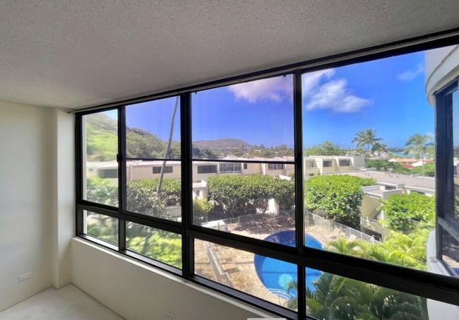 property at 6770 Hawaii Kai Dr