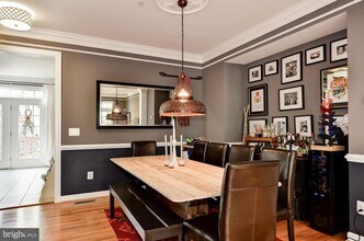 4908 Waple Ln in Alexandria, VA - Building Photo - Building Photo