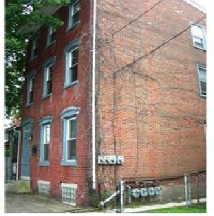 214 Gay St in Phoenixville, PA - Building Photo