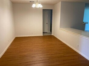 4000 Barlow Dr in Round Rock, TX - Building Photo - Building Photo