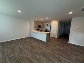 313 Cherry Laurel Dr in Sanford, NC - Building Photo - Building Photo
