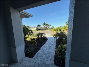 4627 Agualinda Blvd in Cape Coral, FL - Building Photo - Building Photo