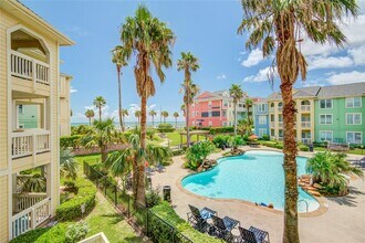 7000 Seawall Blvd in Galveston, TX - Building Photo - Building Photo