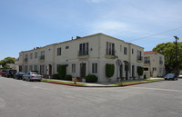 5102 Romaine St in Los Angeles, CA - Building Photo - Building Photo