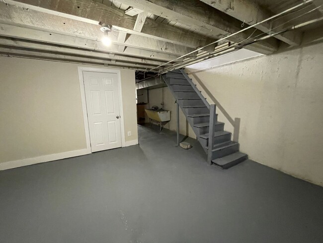 1096 Hopkins Ave in Glenolden, PA - Building Photo - Building Photo