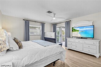 4126 Belair Ln in Naples, FL - Building Photo - Building Photo