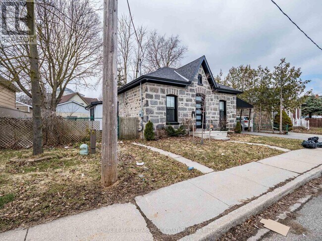 12 York Pl in Cambridge, ON - Building Photo - Building Photo