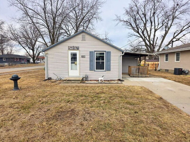 1526 Rapids St in Adel, IA - Building Photo - Building Photo