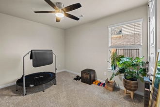 2219 S 9th St in Rogers, AR - Foto de edificio - Building Photo