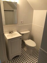 19 Banks St, Unit 1 in Cambridge, MA - Building Photo - Building Photo