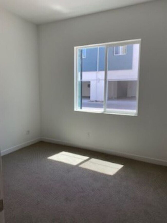 27457 Viero Plz photo'