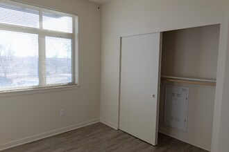 5885 W 14th Ave in Lakewood, CO - Building Photo - Building Photo