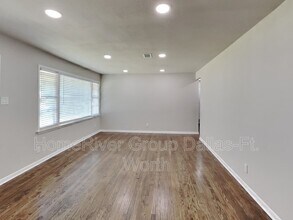 2968 Phyllis Ln in Farmers Branch, TX - Building Photo - Building Photo