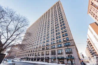 600 S Dearborn St, Unit 704 in Chicago, IL - Building Photo - Building Photo