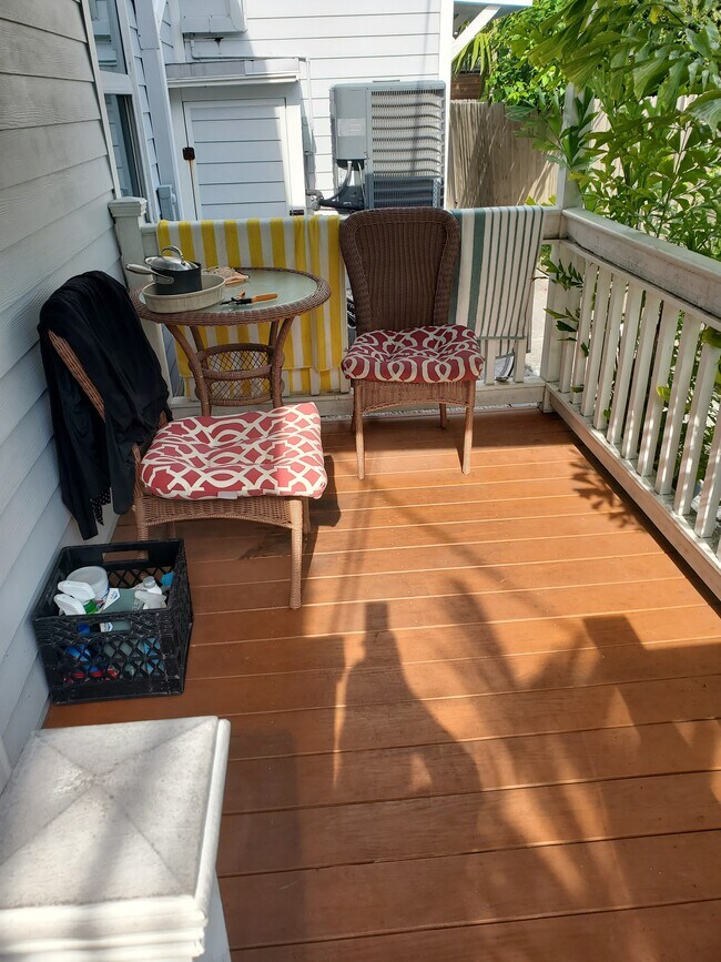 2425 Fogarty Ave in Key West, FL - Building Photo - Building Photo