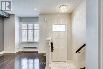 3 Johnson Farm Ln in Toronto, ON - Building Photo - Building Photo