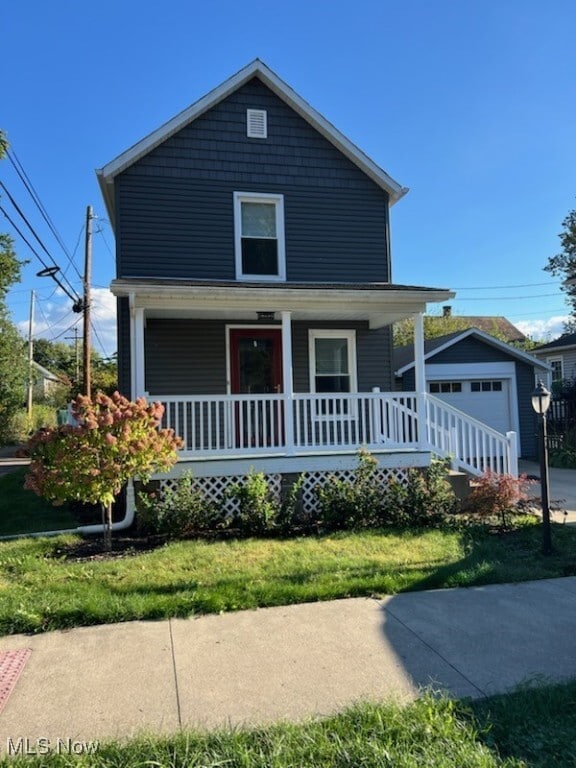 property at 114 E 11th St