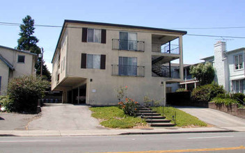 1141 El Camino Real in Burlingame, CA - Building Photo - Building Photo