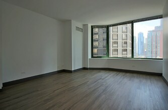 410 E Ohio St in Chicago, IL - Building Photo - Building Photo