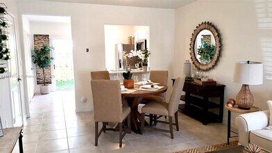 460 NE 5th Terrace in Florida City, FL - Building Photo - Building Photo