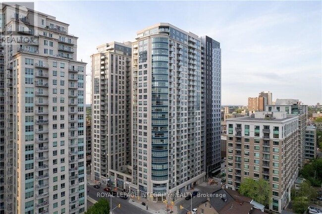 property at 195 Besserer St