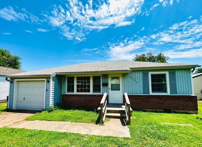 property at 1704 N Key Blvd