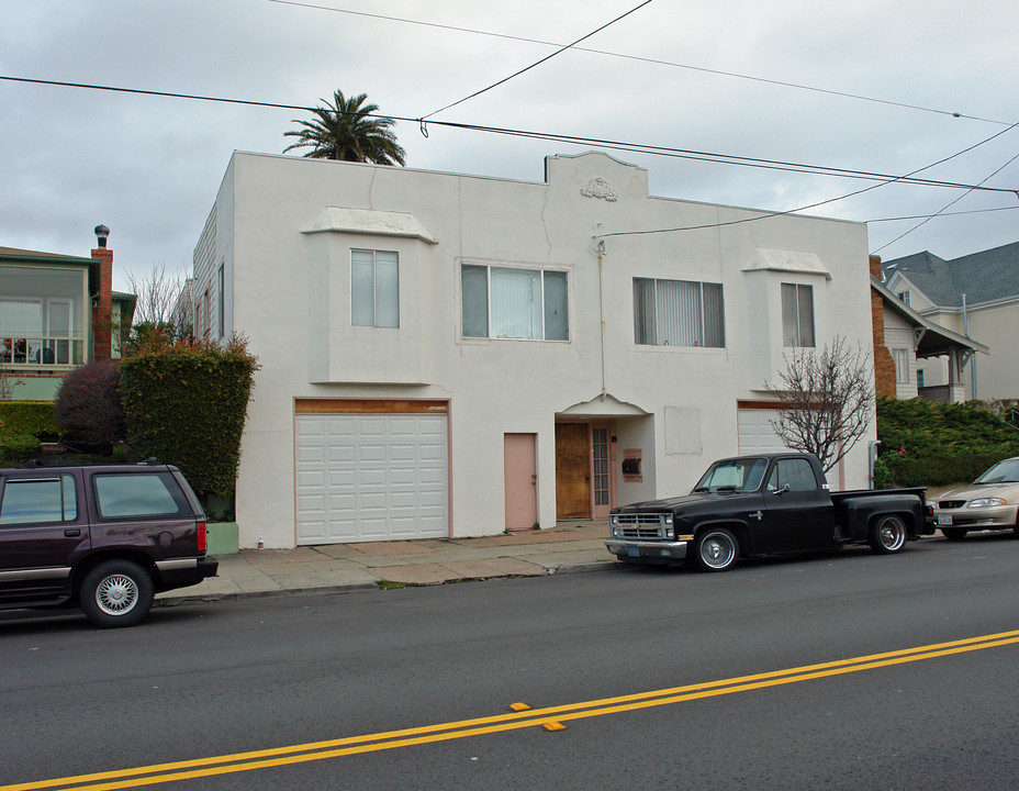 542 Grand Ave in South San Francisco, CA - Foto de edificio