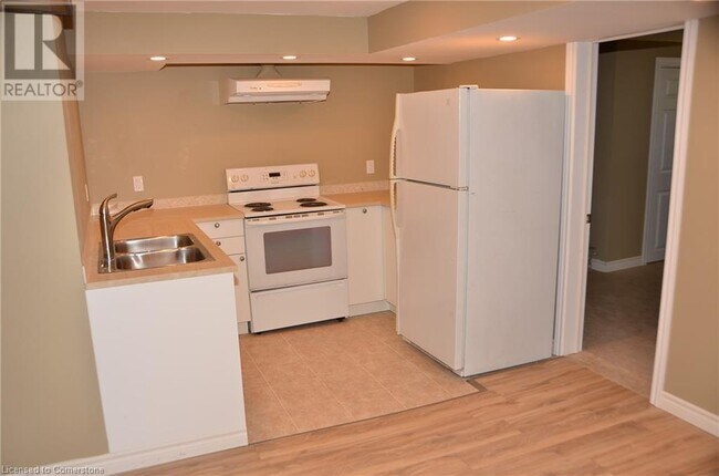 131 Council Crescent in Hamilton, ON - Building Photo - Building Photo