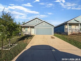 9915 Morgans Mills in San Antonio, TX - Building Photo