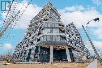 2489 Taunton Rd in Oakville, ON - Building Photo - Building Photo