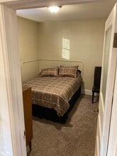 118 Pine St, Unit #2 FURNISHED in Sheboygan Falls, WI - Foto de edificio - Building Photo