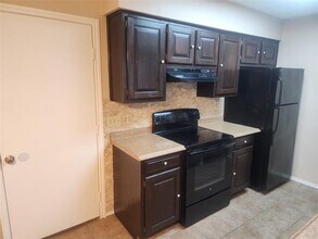 4302 N Chisholm Trail in Granbury, TX - Building Photo - Building Photo