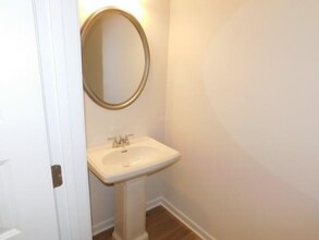 143 Sawgrass Dr in Ball Ground, GA - Building Photo - Building Photo