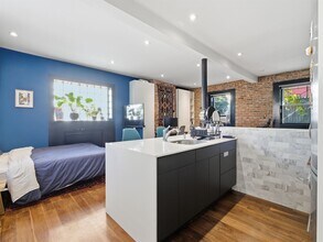 158 New York Ave-Unit -1 in Jersey City, NJ - Building Photo - Building Photo