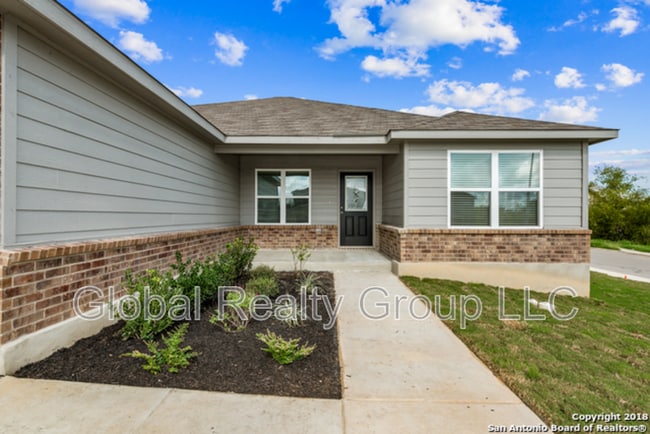 108 Fabarm Ln in New Braunfels, TX - Building Photo - Building Photo