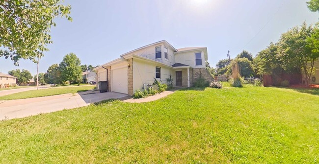 property at 2503 Candlewood Dr