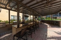 Pearl Midlane River Oaks photo'