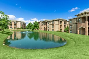 Falcon Lakes Apartments