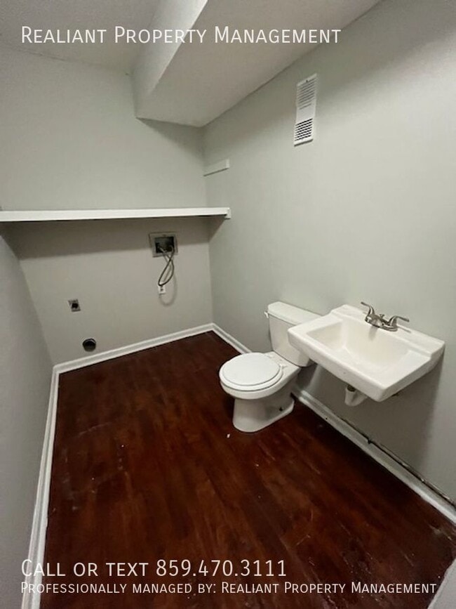 425 Lenney Dr in Lexington, KY - Building Photo - Building Photo