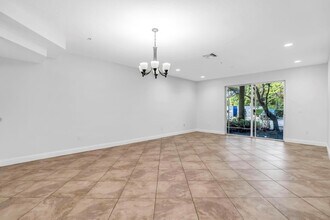 5030 SW 126th Ave, Unit 203 in Miramar, FL - Building Photo - Building Photo