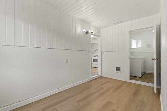 property at 11725 E Alki Ave