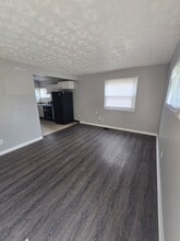 782-784-784 Derrer Rd in Columbus, OH - Building Photo - Building Photo