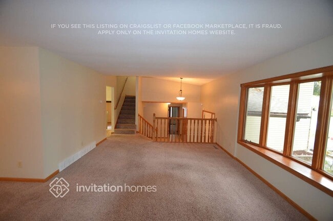 11636 Evergreen St NW in Minneapolis, MN - Building Photo - Building Photo