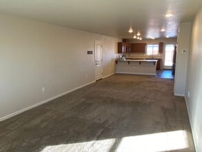 1283 Milano Ct in Fallon, NV - Building Photo - Building Photo