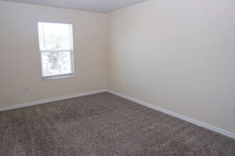 2330 Avellino Ave in St. Cloud, FL - Building Photo - Building Photo